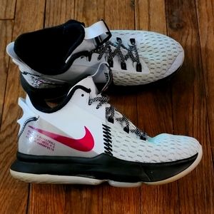 LeBron Witness 5 basketball shoes